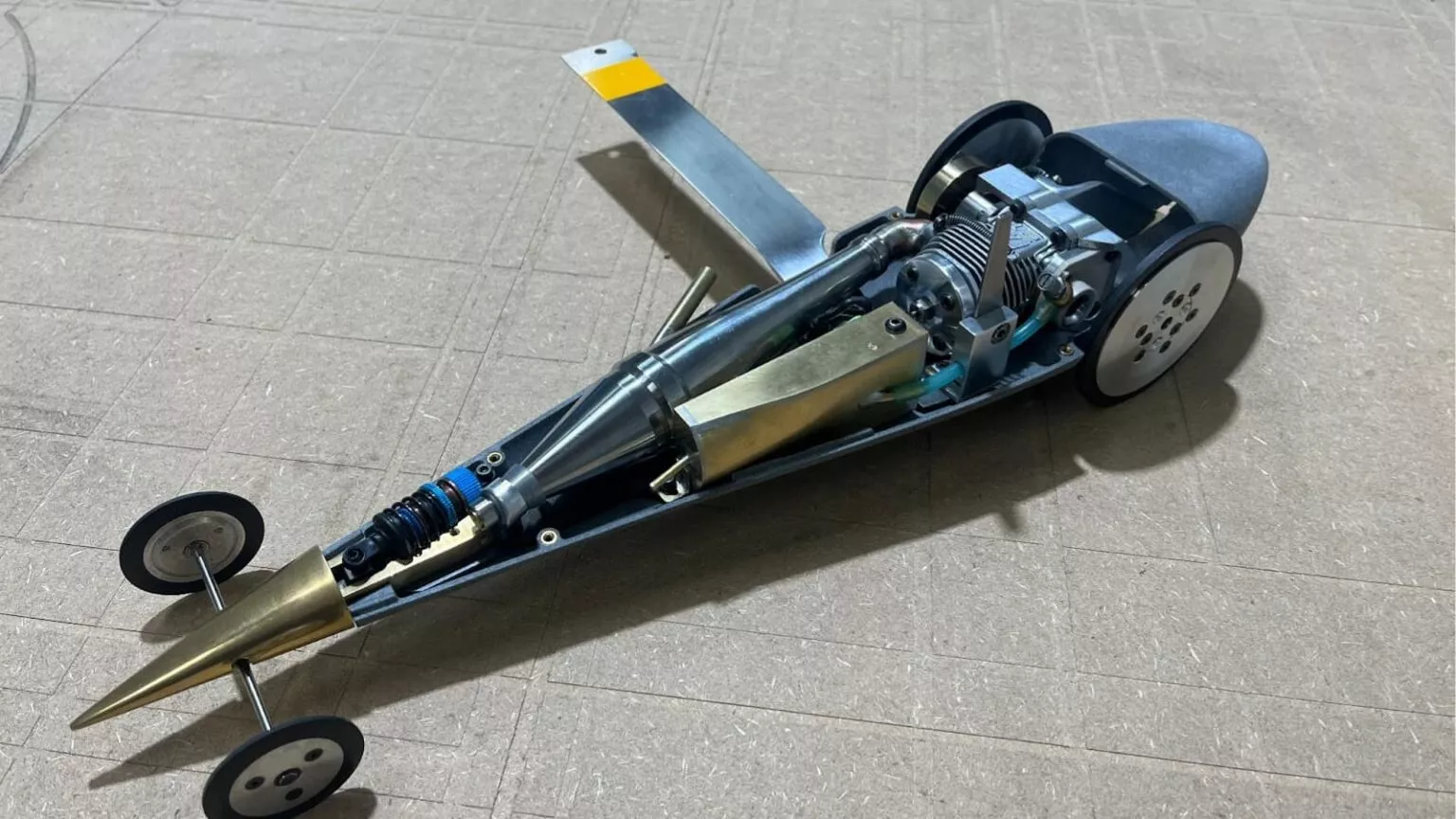 Arco-Aria-tether-car-1536x864